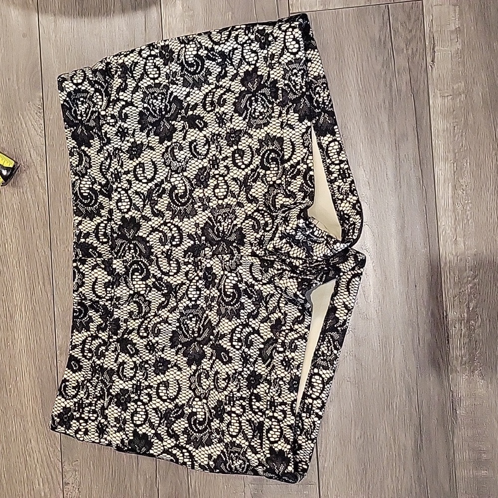Bebe Lace shorts